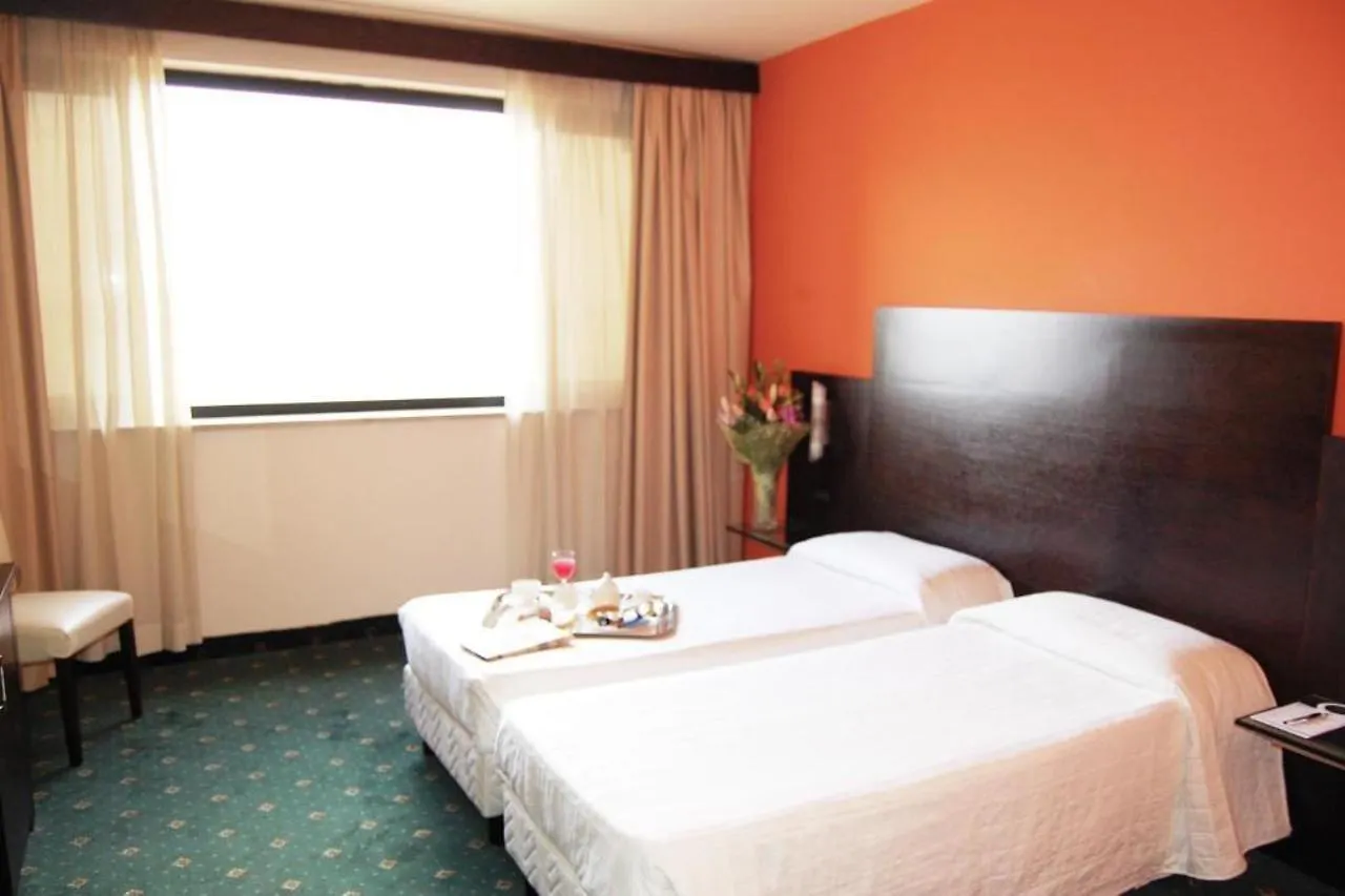 San Paolo Palace Hotel Palermo 4*,
